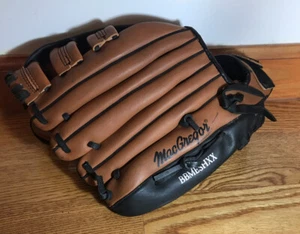 Guante de jardineros de béisbol MacGregor BBMESHXX 12,5" mano izquierda marrón/negro RHT - Imagen 1 de 4