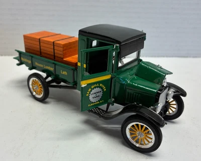 C4 1923 Holly Green Die Cast Ford Model TT SawMill River PickUp Signature Model - Image 1 of 4