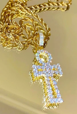 1Ct Round Cut Lab-Created Diamond Cluster Cross Pendant 14K Yellow Gold Plated - Image 1 of 3