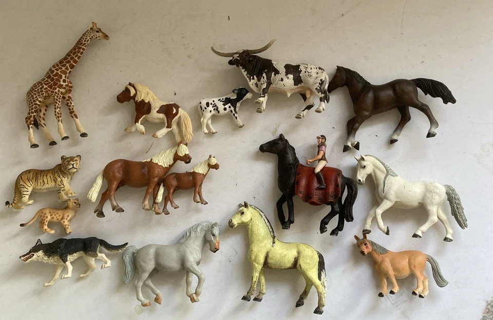 lot animaux  schleich et autre, chevaux, animaux de la ferme, animaux sauvages - Photo 1/1