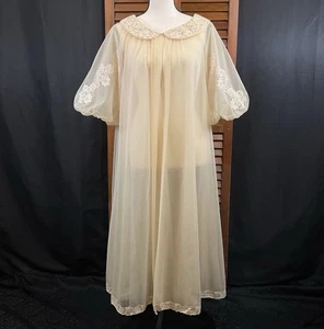 Vintage Shadowline Lace Sheer Peignoir Robe Sz Medium Floral Lace Puff Sleeves - Picture 1 of 14