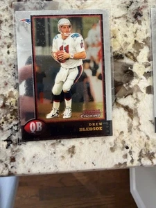 1998 BOWMAN CHROME CARD NEW ENGLAND DRAW BLEDSOE #70 - Foto 1 di 1