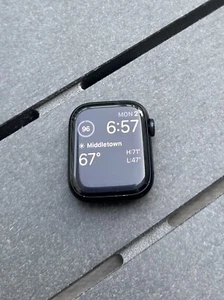 Apple Watch Series 8, 41mm, Midnight, S/M (GPS) - Zdjęcie 1 z 7