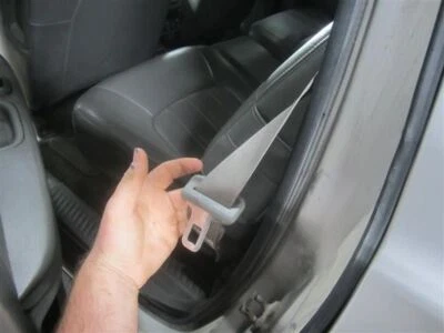 Cinturones de seguridad traseros ENVOY XUV 2004 225367 Foto 1 de 4