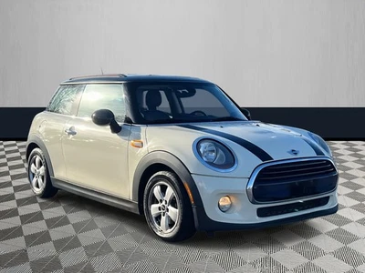 Mini Cooper Cooper 2017 tracción delantera Foto 1 de 4