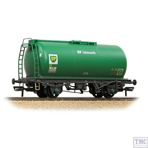 37-590A Bachmann OO Gauge BR 45T TTF Tank Wagon 'BP Lubricants' Green [W] - Picture 1 of 1