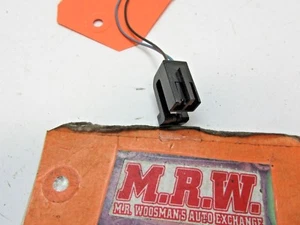 WIRE PLUG CONNECTOR PIG TAIL OFF TEMPERATURE CONTROL UNIT BOTTOM BACK SIDE FAN - Picture 1 of 7