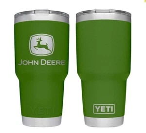 LP82755 John Deere Tumbler Yeti con licenza 30 once esclusivo verde LE - Foto 1 di 3