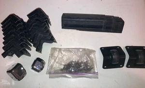 Amplifier Cabinet Parts Corners w/screws - Picture 1 of 2