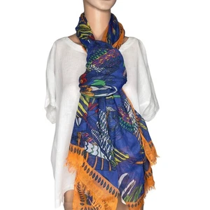 Bufanda ligera vibrante con estampado de aves tropicales envoltura de pareo flecos naranja - Imagen 1 de 5