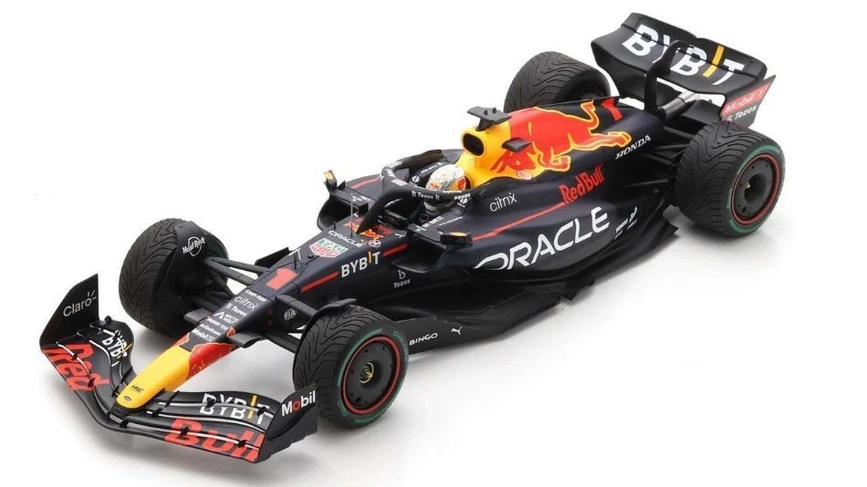 RED BULL MAX VERSTAPPEN 2022 N.1 WINNER JAPAN GP 1:18 - Immagine 1 di 1