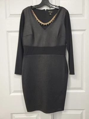 Vestido Thalia Sodi Imitación Cuero Cadena Dorada Acento Negro Mangas Largas Talla M Foto 1 de 4