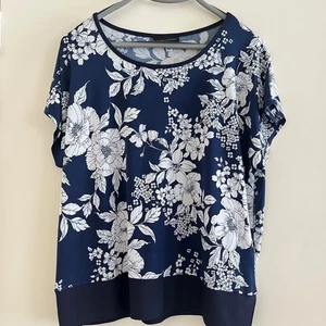Floral Womens Top Sz L Feminine Effortless Versatile Resort Vacation Career - Picture 1 of 7