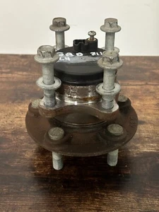 🟢 2014-2020 FORD FUSION Rear Left/Right Side Wheel Bearing Hub OEM PA66-GF50 - Picture 1 of 6