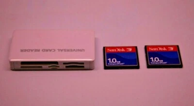 !! SANDISK 2X 1.0GB COMPACT FLASH CARDS & USB TO MICRO MULTI-CARD READER !!  - Image 1 of 4