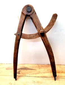 ANTIQUE OAK 14 IN. WOODEN COMPASS/SCRIBING TOOL 1790-1810 - Picture 1 of 2