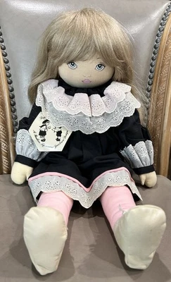 "De colección 1983 Pauline Bjonness Jacobsen 20"" Muñeca de Trapo Rubia Pelo Ondulado Zapatos Etiqueta ORG Foto 1 de 4