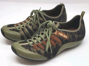 TSUBO SIZE US 8 Green Camouflage Sneakers Driving Shoes Athleisure - Picture 1 of 7