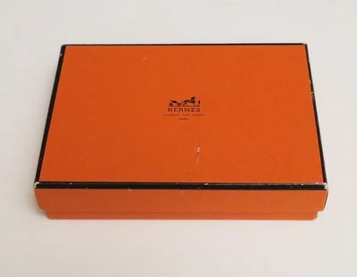 Auténtica caja de regalo naranja HERMES - aprox. 5,5” x 4” x 1,25” - No plegable Foto 1 de 4
