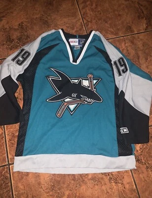 Camiseta Auténtica Joe Thornton San Jose Sharks CCM Juvenil Foto 1 de 4