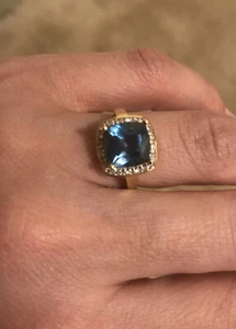 10k dunkler Halo Blautopas & Diamant Ring gemarkt. Neuwertige Größe 4 - Bild 1 von 4