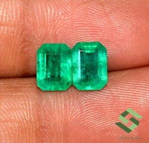 Par de piedras preciosas sueltas sin tratar de corte octágono esmeralda natural de 8x6 mm 3,20 CTS - Imagen 1 de 9