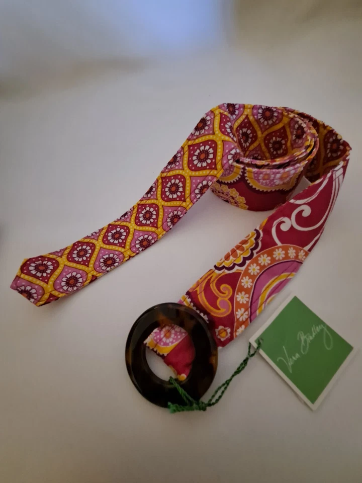 Nuevo con etiquetas Cinturón Reversible Vera Bradley Frambuesa Efervescencia 44" Patrón Retirado Foto 1 de 1