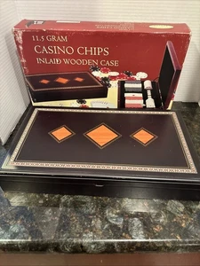 Star Quality Casino Chip Set W/inlaid Wooden Case-Unused-Mnt - Picture 1 of 10