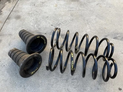 Par de muelles helicoidales traseros izquierdo y derecho Toyota 4 Runner 96-02 Foto 1 de 4