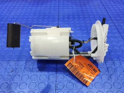 Conjunto de bomba de combustible Dodge Grand Caravan 11-20 pieza original OEM 05273969AB Foto 1 de 4