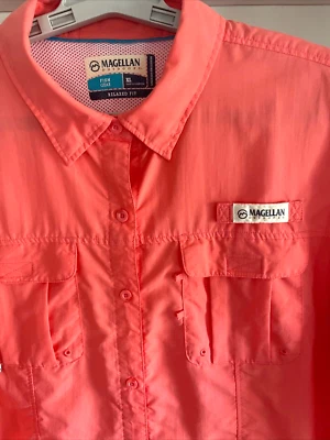 Рыбные снаряжения Magellan для активного отдыха удобные женские размер XL с длинным рукавом на пуговицах коралловые - Изображение 1 из 4