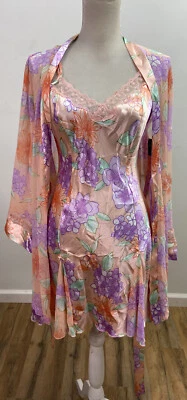 Delicates NWT Peach Hydrangea Satin Robe + Gown Set Women’s Size Small Floral - Image 1 of 4