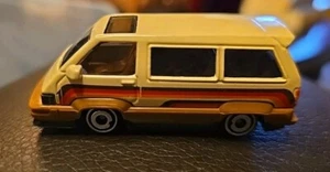Hot Wheels 1986 Toyota Van Tan #95 - 2023 HW J-Imports  - Bild 1 von 6