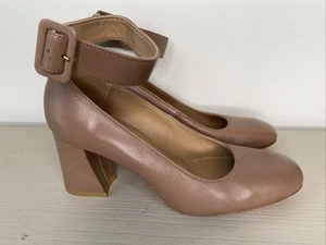 Stuart Weitzman Clara Block Heeled Leather Pumps Size 6.5 Beige - Picture 1 of 11