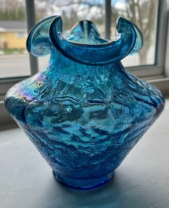 Fenton Twilight Blue Iridescent 6" Crackle Vase w/Ruffled Rim - Picture 1 of 4