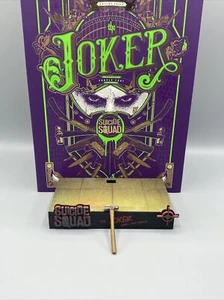 Abrigo púrpura Hot Toys Escuadrón Suicida Joker exclusivo MMS382 Hammer solamente - Imagen 1 de 3