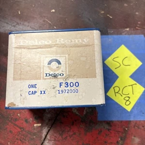 Vintage OEM 1947-67 Ford Edsel Mercury 6 cyl distributor cap Delco F300 1972000 - Picture 1 of 5