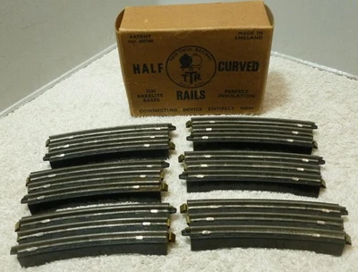 Vintage Bakelite TTR Trix Twin Railway Half Curves - Boxed - Image 1 of 3