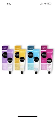 Tubos de 3 oz de color de cabello permanente Matrix SoColor "pre-unido" y "cobertura extra" Foto 1 de 4