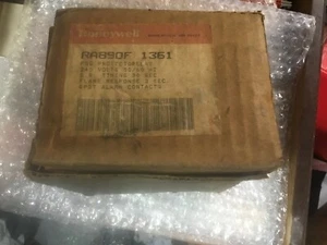 Honeywell RA890F 1361 FSG Protectorelay 120V New RA890F1361 - Picture 1 of 1