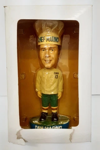 Dan Marino 13 Chef Bobble Head Limited Edition Miami Dolphins NFL Vintage Cover