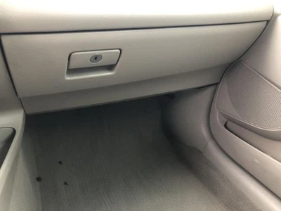 Toyota Camry 2010 guantera 952114 Foto 1 de 4