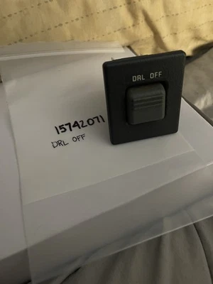 1998-1999 GMT400 Police Tahoe DRL OFF Switch Part Number: 15742071 Super Rare - Image 1 of 3