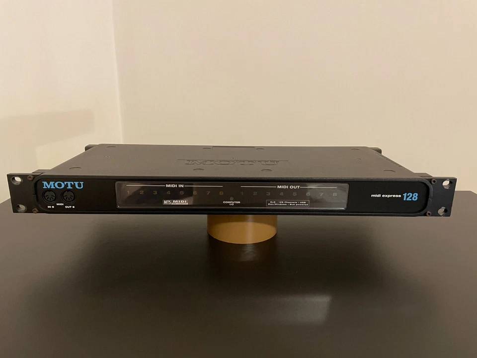 Motu Midi Express 128 -  USB Midi 8x8 Interface for synth synthesizer - Immagine 1 di 4