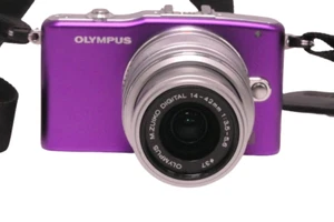 OLYMPUS E-PM1 KAMERA /M. ZUIKO DIGITAL 14-42mm 3.5-5.6 - Bild 1 von 12