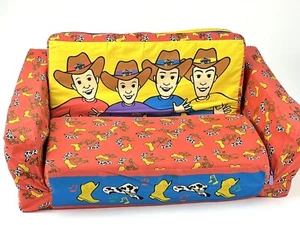 The Wiggles Rodeo Flip Out 2 In 1 Convertible Sofa Lounge Kid Couch sleeping bag - Picture 1 of 14