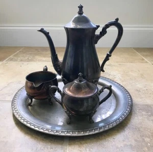 Vintage LEONARD Silver Plate set Coffee/Tea Pot Creamer and Sugar Bowl/Lid, Tray - Picture 1 of 12