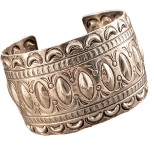 Bracciale Marcella James Argento Sterling Navajo Stampato Largo - Foto 1 di 13