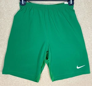 Nike Basketball Shorts Boys Youth Size XL Green Standard Fit Dri Fit Dry NEW - Picture 1 of 13