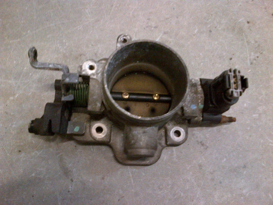 04-07 FORD FREESTAR CUERPO ACELERADO CONTROL DE AIRE Foto 1 de 1